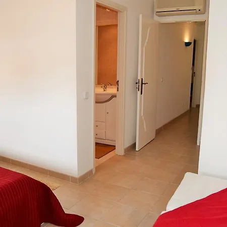 Eden Villas Red *